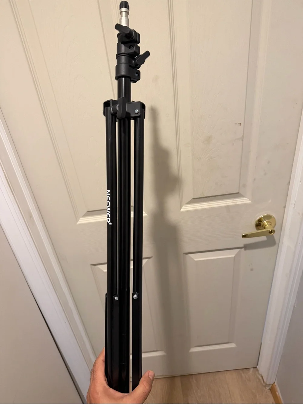 Neewer black 75